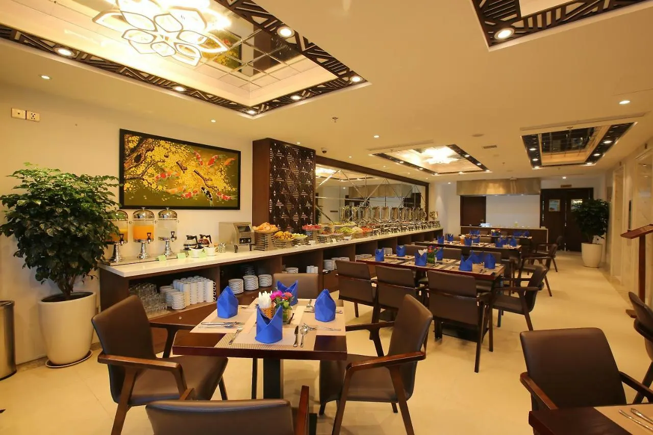 Aloha Hotel Нячанг 4*,